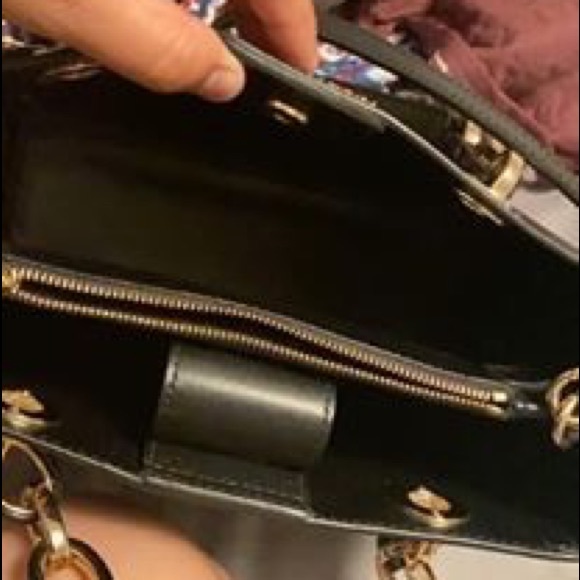 Black Medium size purse